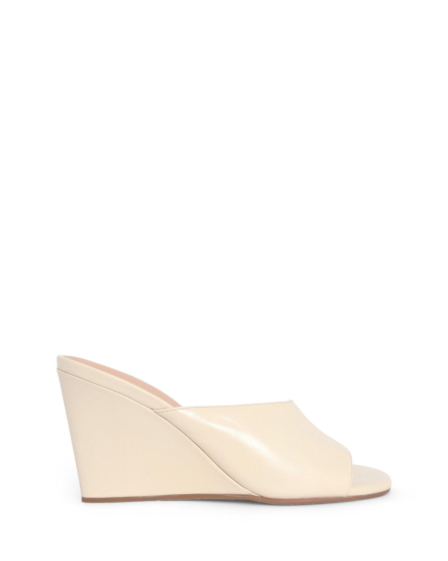 Goldie White