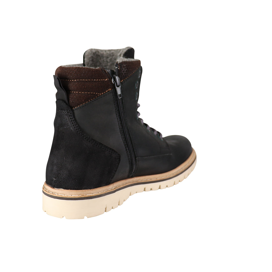WILDER BLACK
