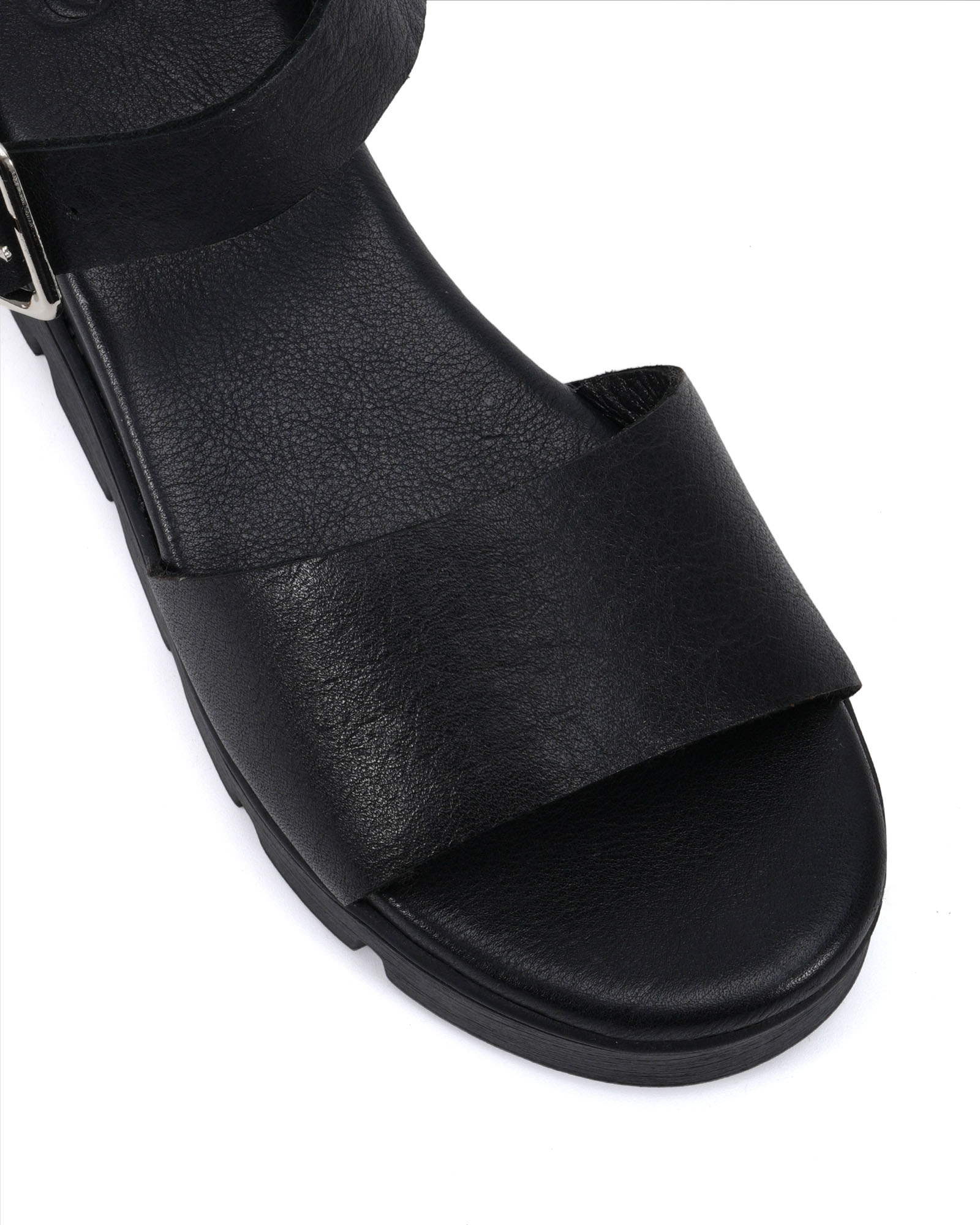 2025SLS-133_ADA_Black3a