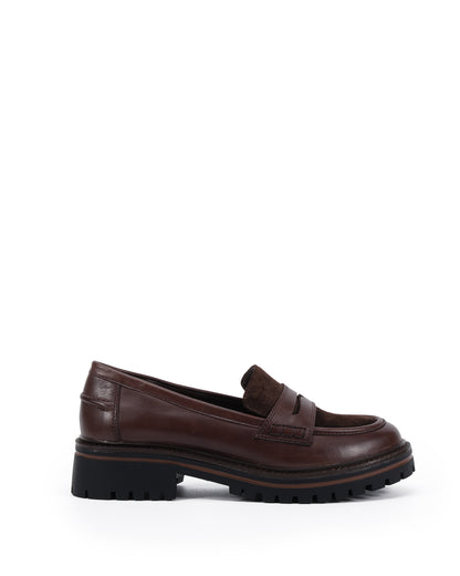 Quinnie Chocolate Suede