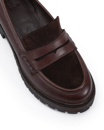 Quinnie Chocolate Suede