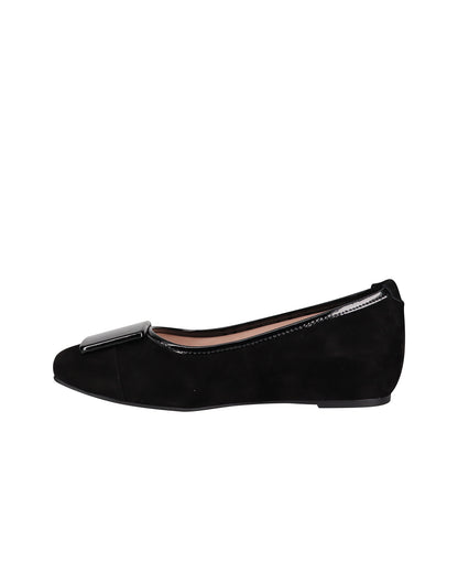 Bashful Black