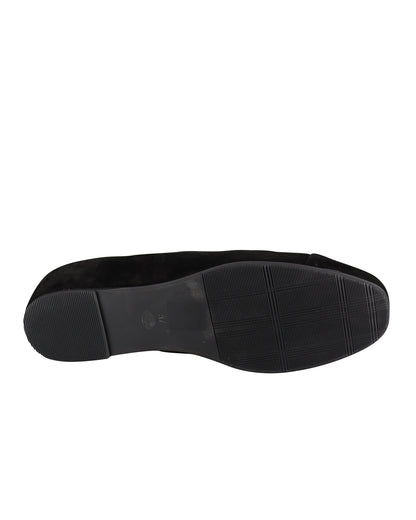 Bashful Black