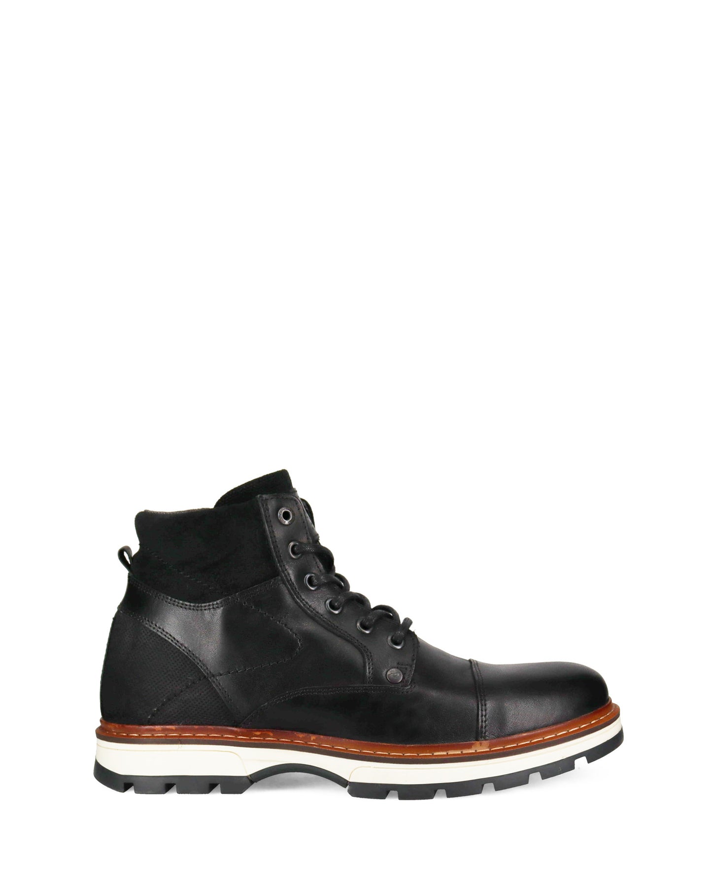BLACKWOOD BLACK