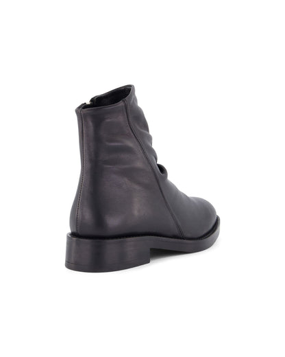 Echo Black